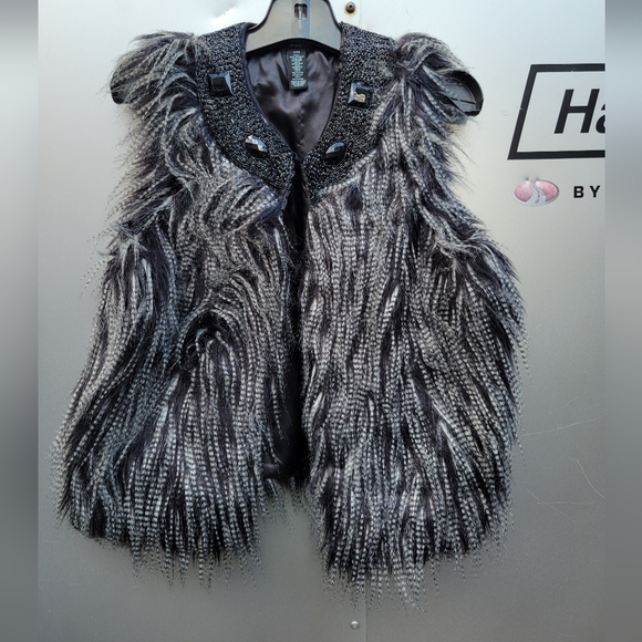 Ladies Cynthia Rowley vest, size small. Great condition - Picture 1 of 5